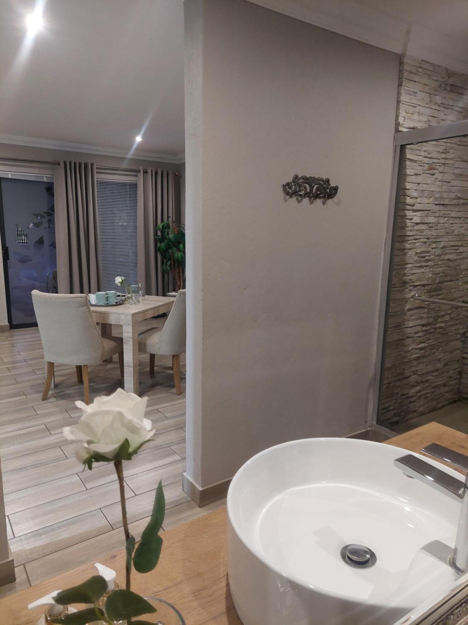 Bella Rosa Bed & Breakfast Потчефструм Екстериор снимка