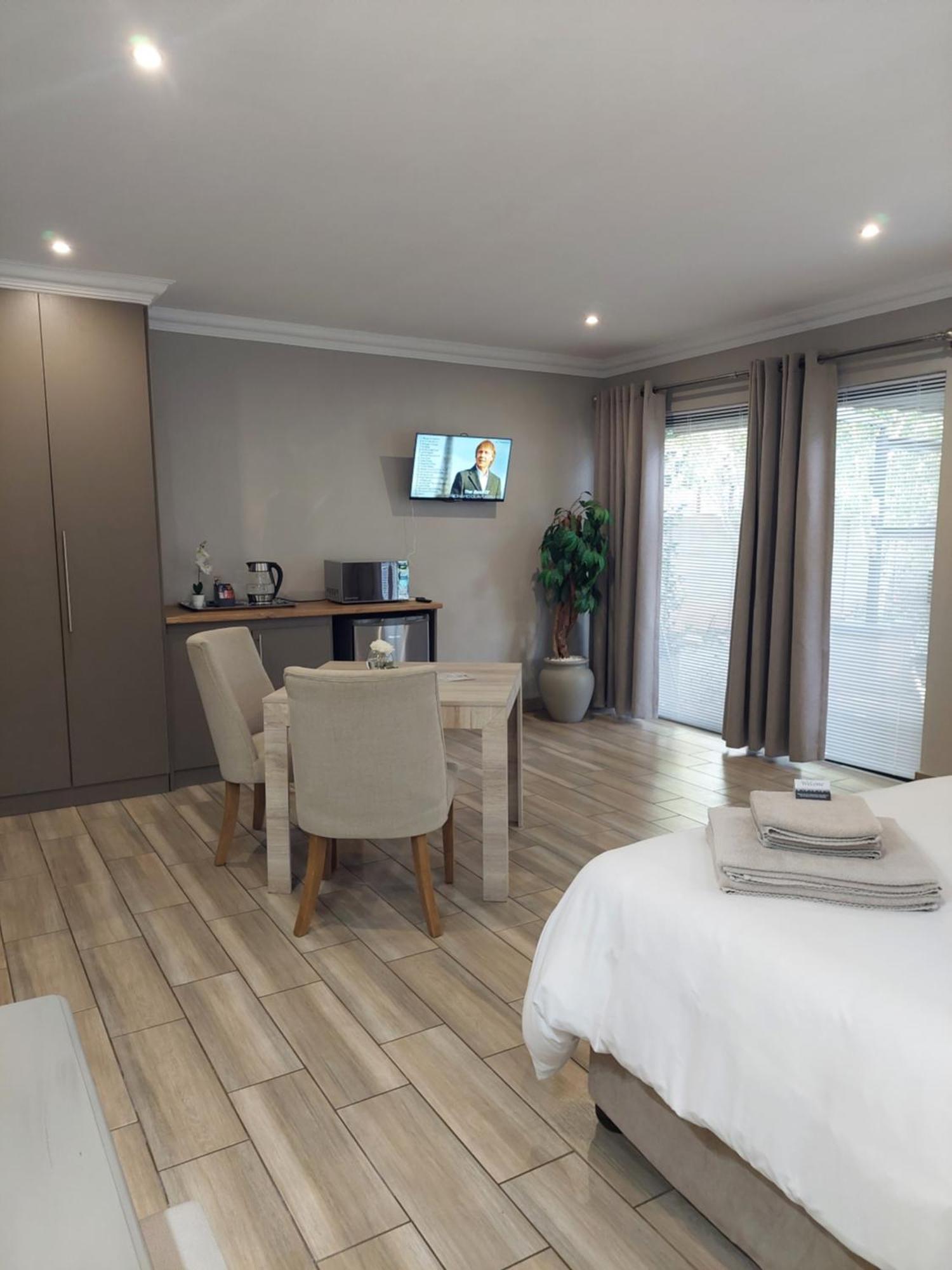 Bella Rosa Bed & Breakfast Потчефструм Екстериор снимка